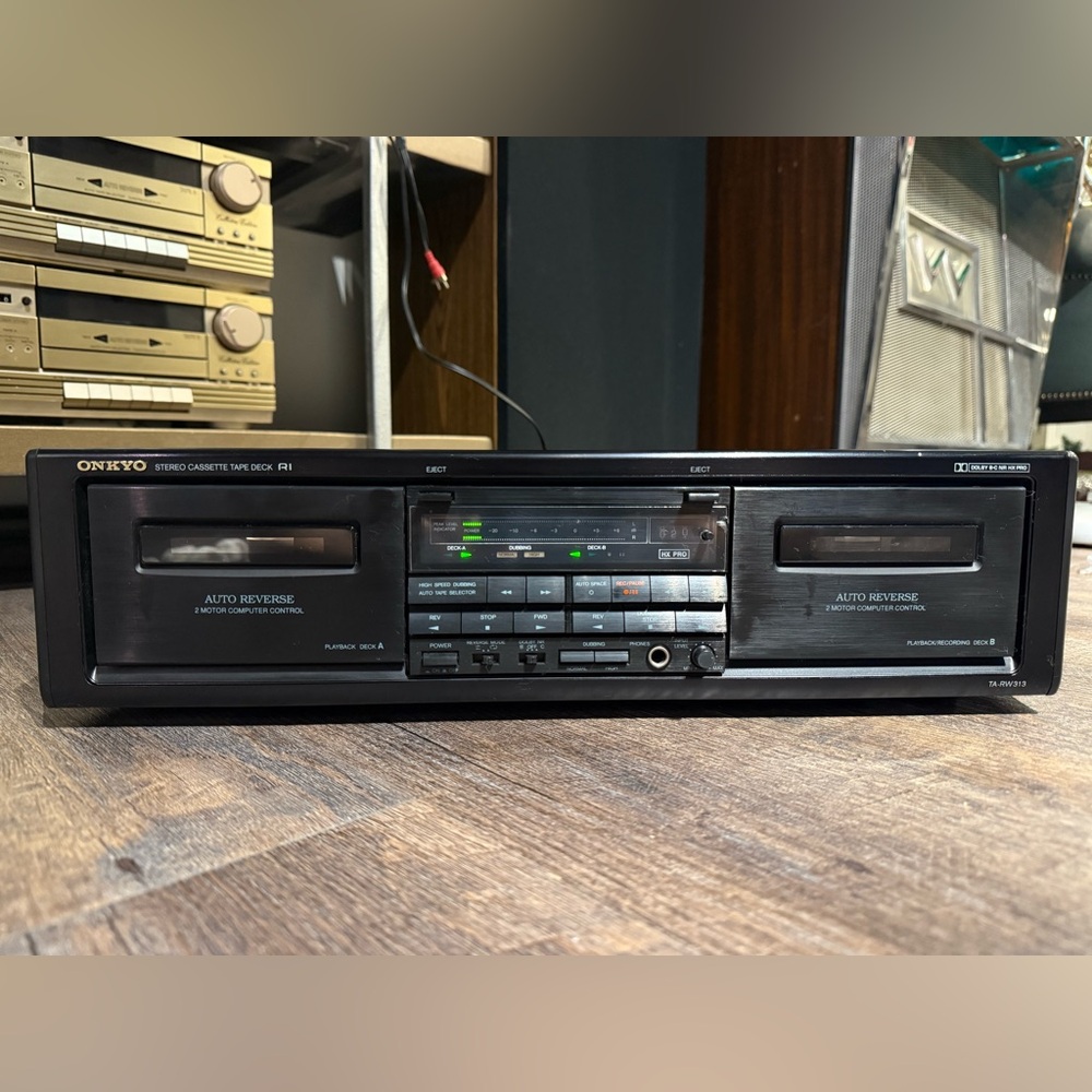 Vtg Onkyo TA-RW313 Dual Cassette Deck High Speed Dubbing Powers On Parts/Repair